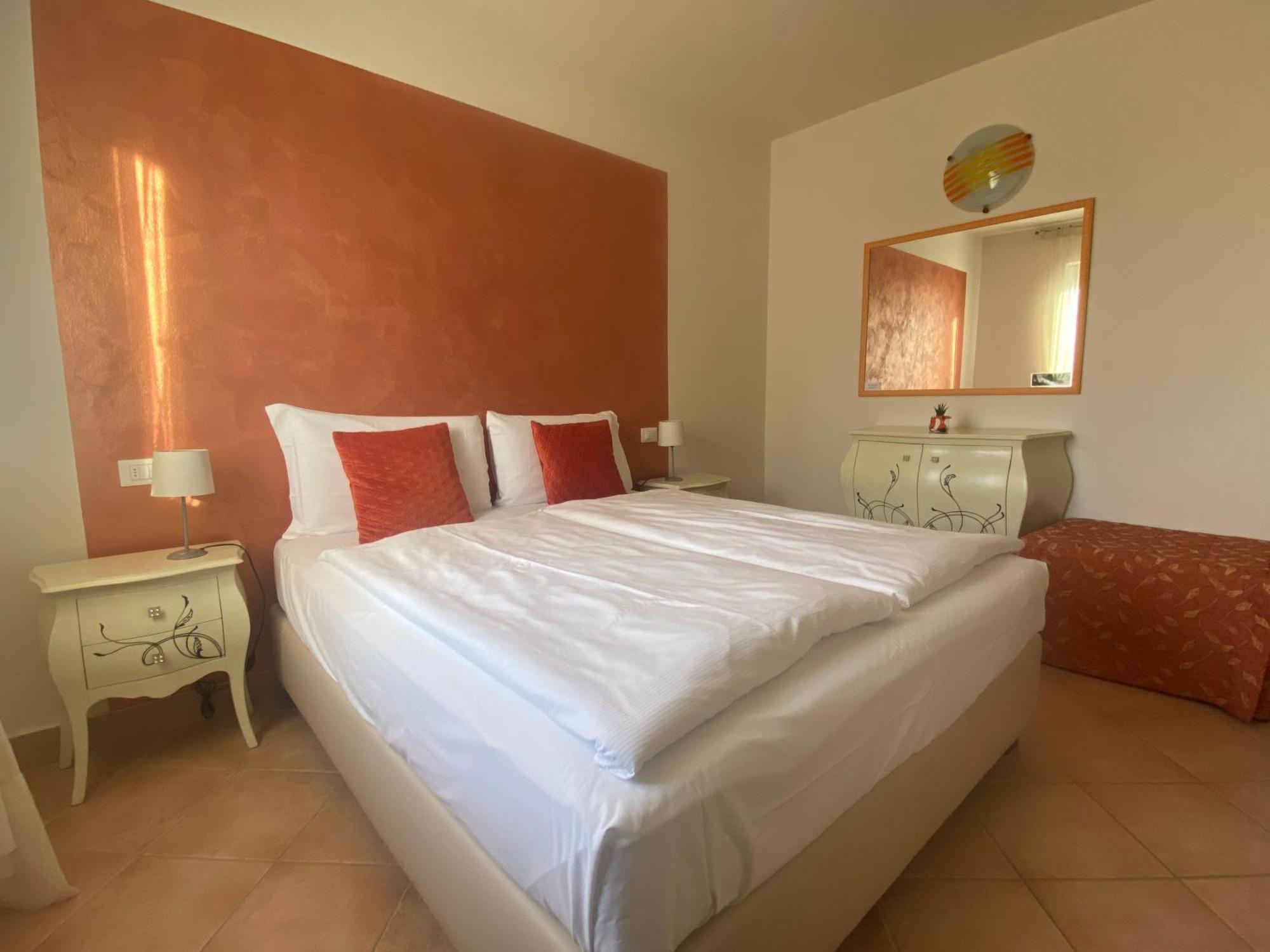 Betty'S House Bed & Breakfast Lazise Exterior photo