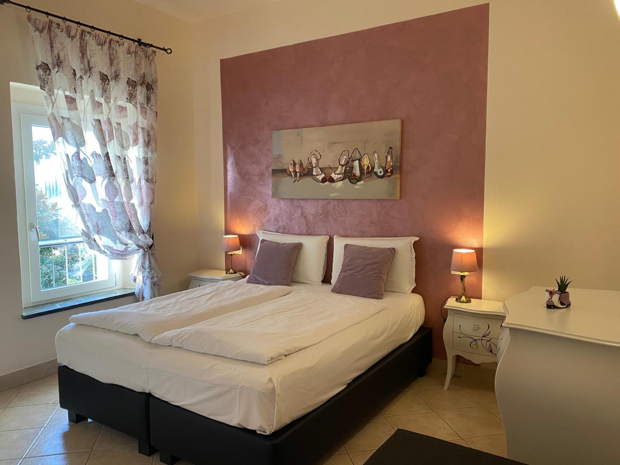 Betty'S House Bed & Breakfast Lazise Exterior photo